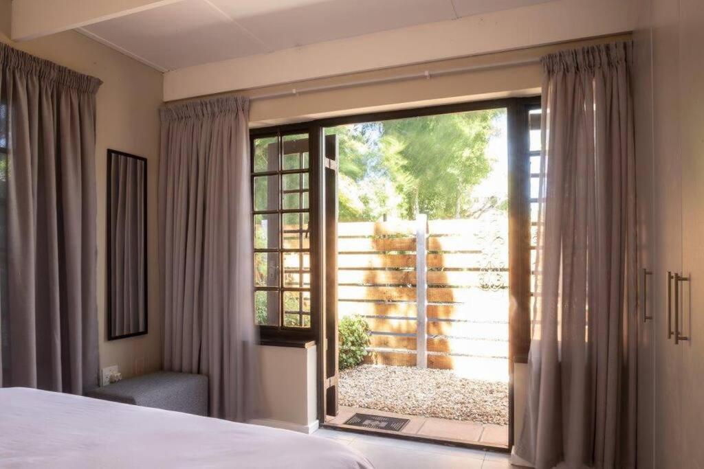 Mill Park Garden Cottage พอร์ตเอลิซาเบธ ภายนอก รูปภาพ
